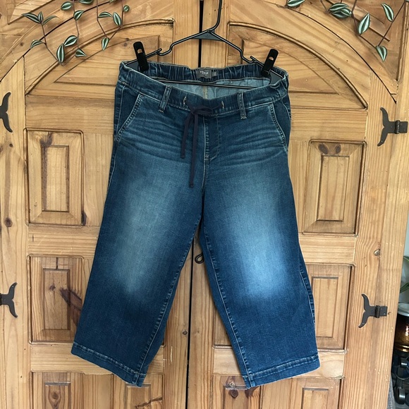 TORRID Weekend Wide Leg Crop Super Soft - Picture 1 of 6